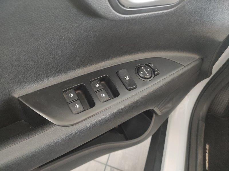 KIA Stonic - Stonic 1.2 DPI Urban