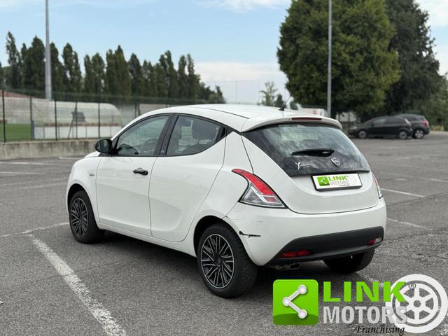 LANCIA Ypsilon elefantino blu