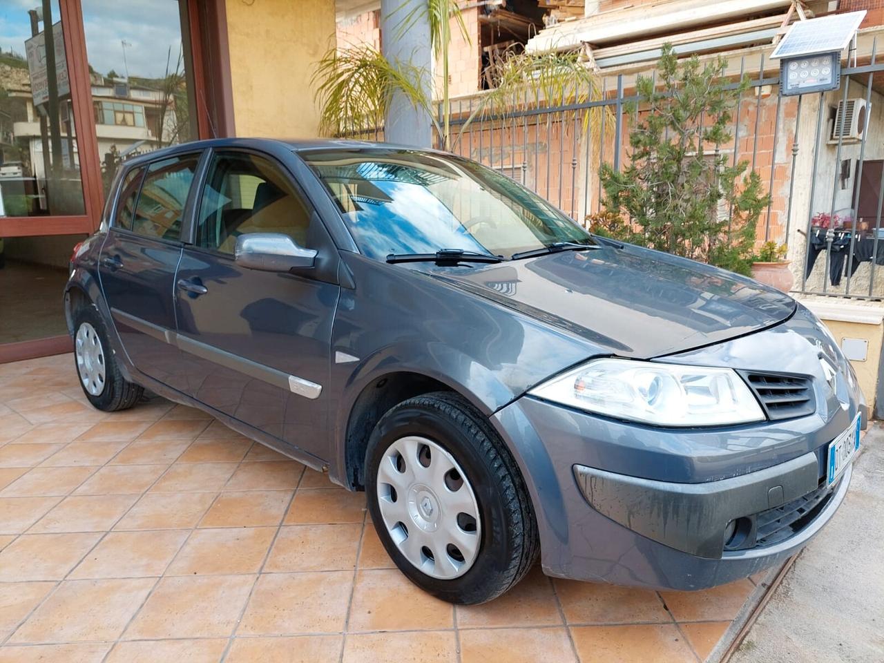 Renault Megane Mégane 1.5 dCi/85CV 5 porte Pack