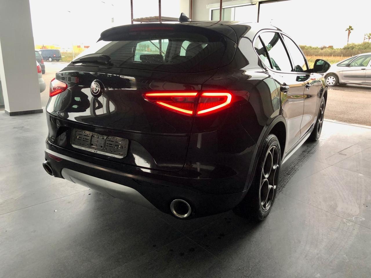 ALFA ROMEO STELVIO 2.2 TURBODIESEL 210 CV AT8 Q4 SUPER