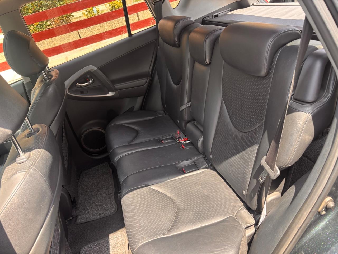 Toyota RAV 4 RAV4 2.2 D-4D 177 CV Luxury