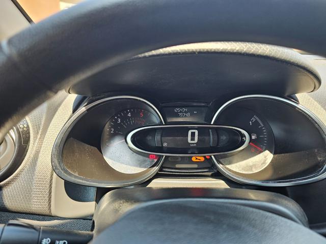 RENAULT Clio dCi 8V 75 CV 5 porte Moschino Zen