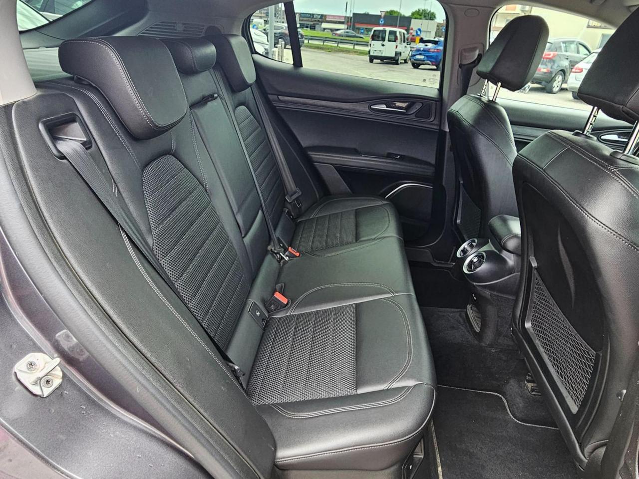 Alfa Romeo Stelvio 2.2 Turbodiesel 210 CV AT8 Q4 Super/Motore nuovo