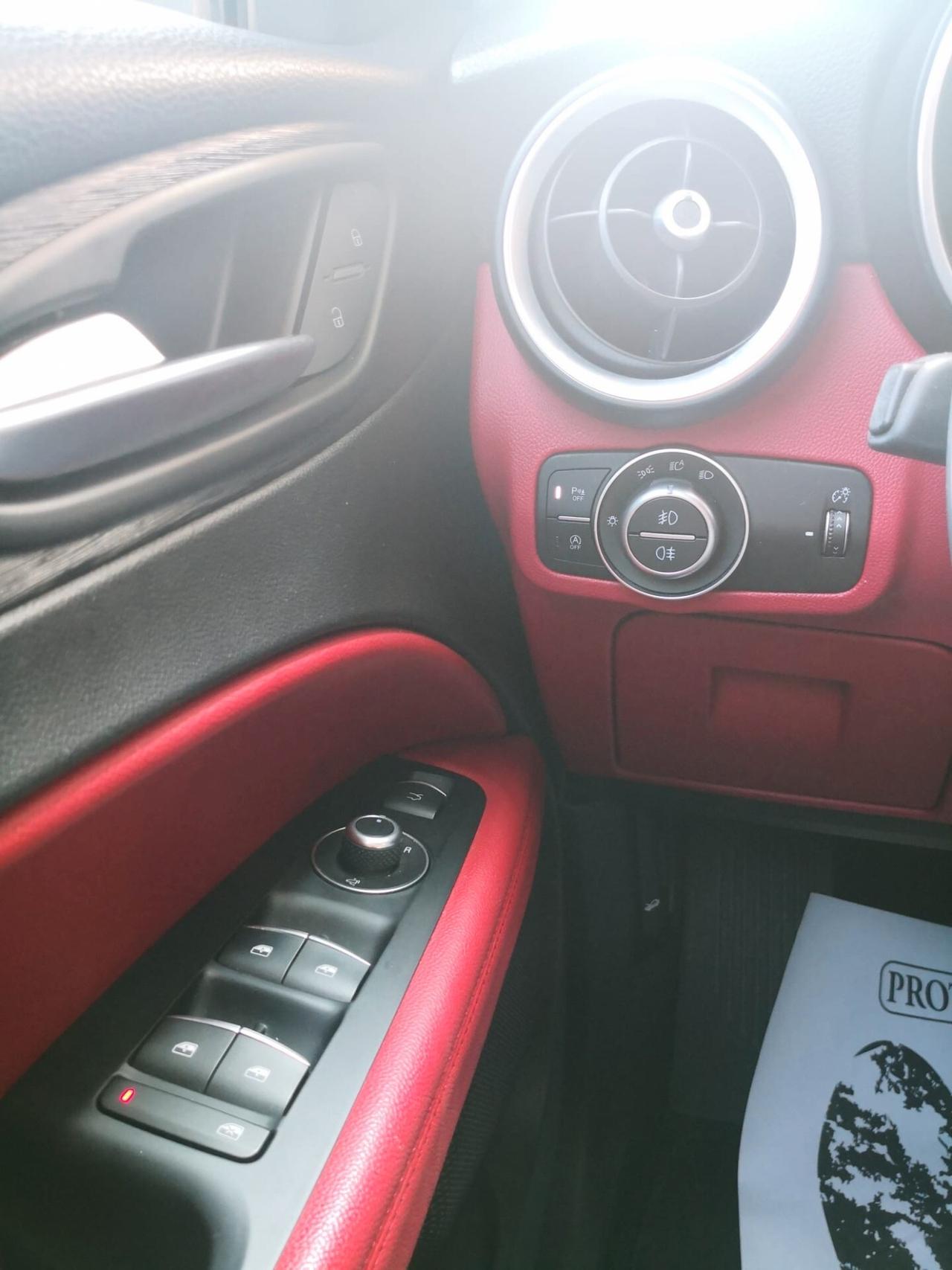 Alfa Romeo Stelvio 2.2 Turbodiesel 190 CV AT8 RWD Executive