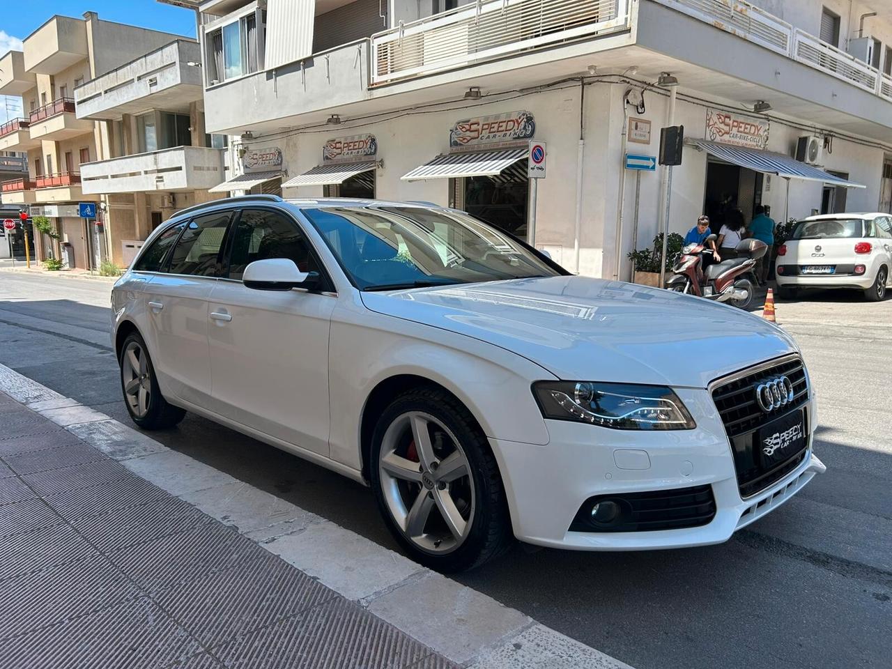 Audi A4 2.7 V6 TDI 2010 'S-Line'
