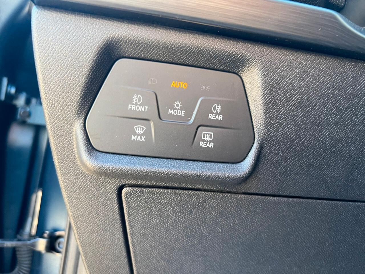 Cupra Leon 2.0 TSI 245 CV DSG VZ Carbon