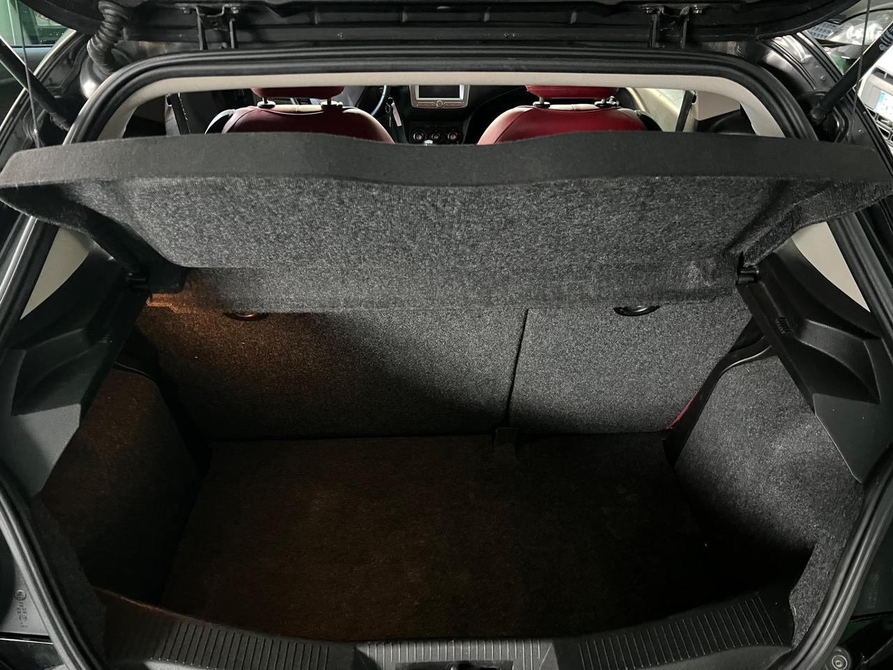 Alfa Romeo MiTo 1.3 JTDm-2 95 CV S&S Distinctive Premium Pack