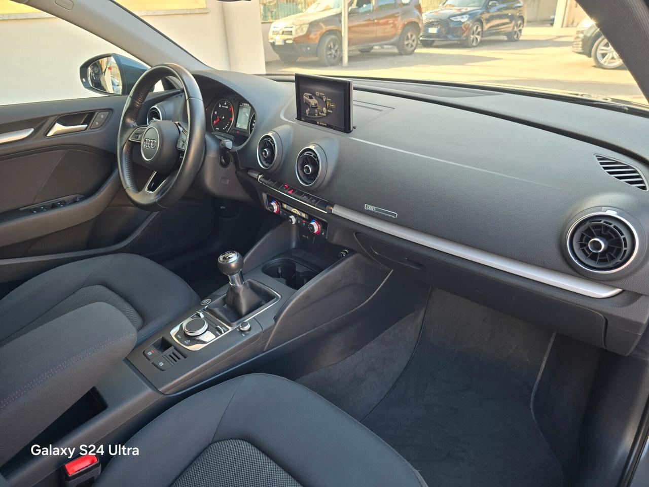 Audi A3 SPB 30 TDI Business Advanced