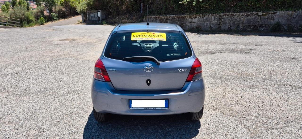 Toyota Yaris 1.0 5 porte Sol-2011-E5 -Ok neopatentati