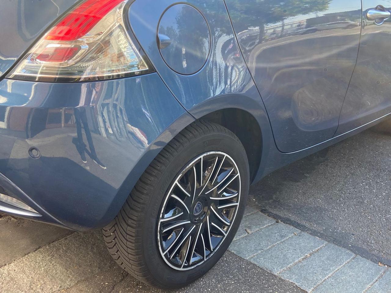 Lancia Ypsilon Gold 1.2 LPG #11069