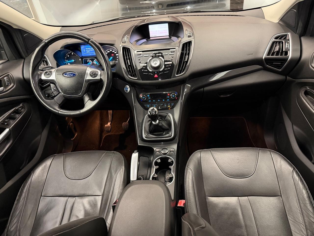 Kuga 2.0 TDCI 140 CV 4WD Titanium