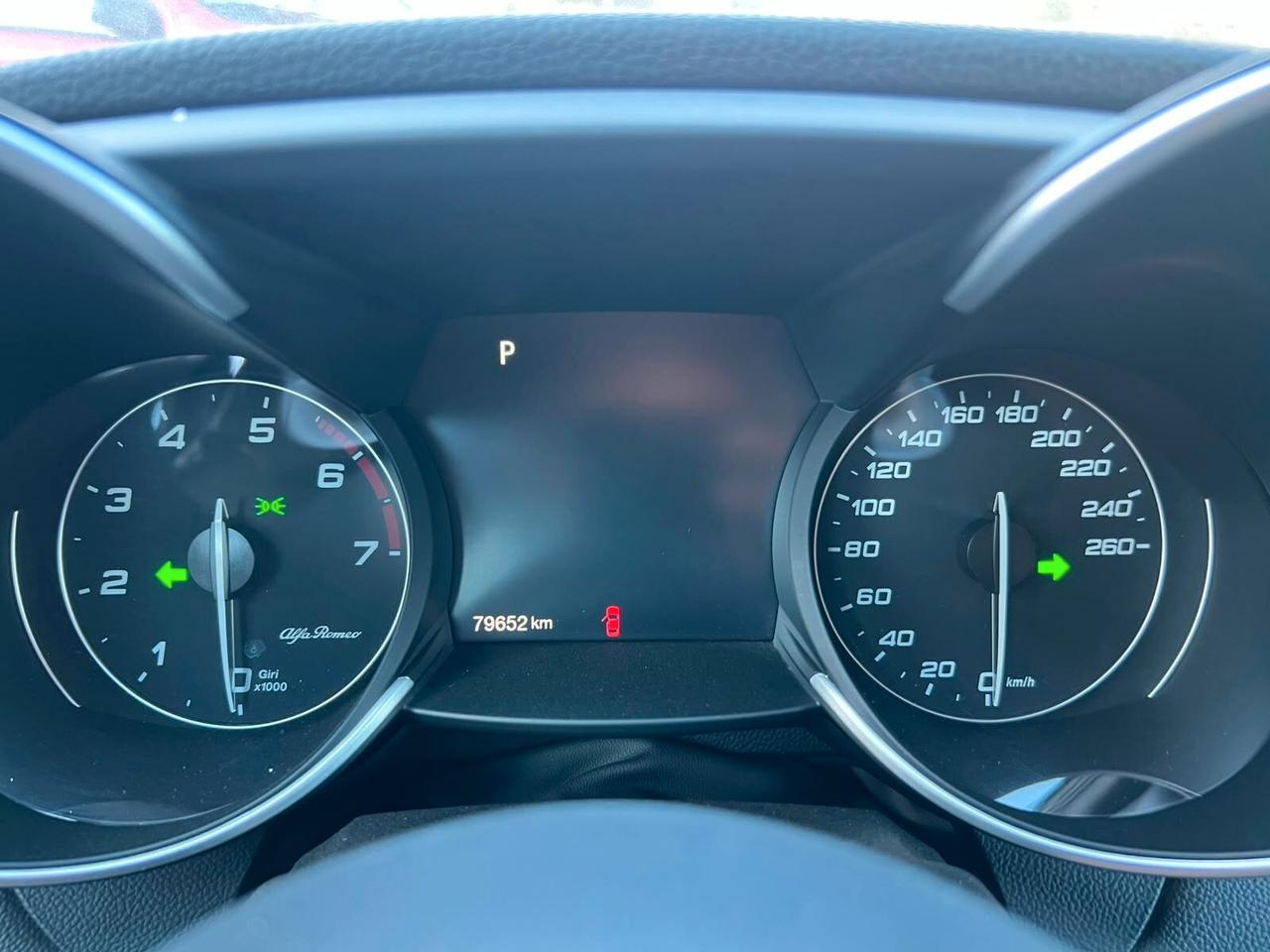Alfa Romeo Giulia 2.0 Turbo 280 CV AT8 Veloce