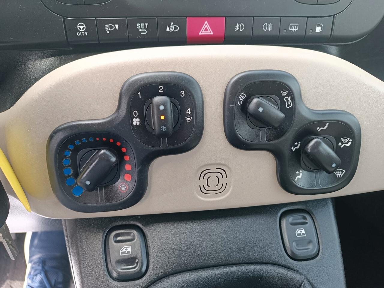 Fiat Panda TwinAir Natural Power Lounge