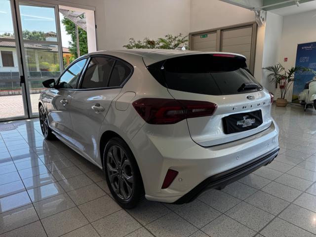FORD Focus 1.0 125 CV Hybrid ST-Line GOMME M+S - VARI COLORI
