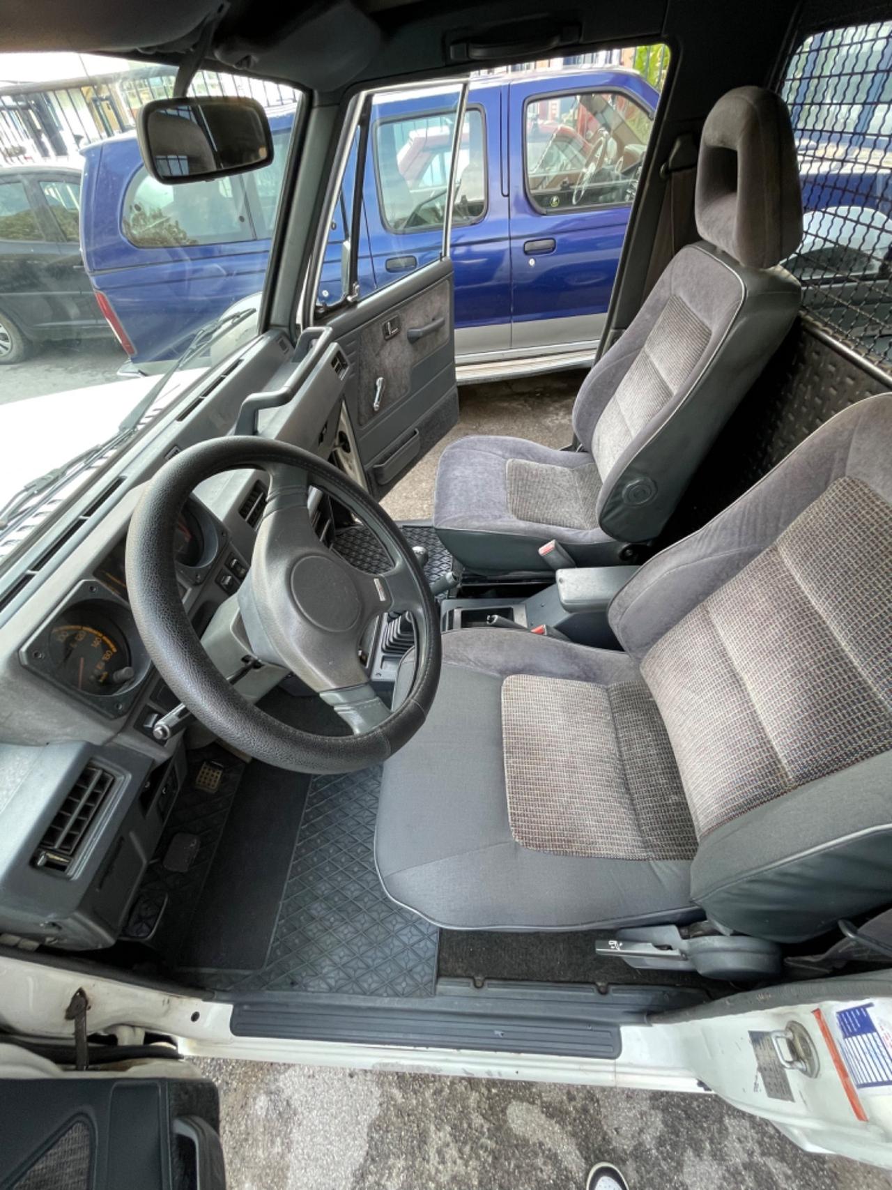 Mitsubishi Pajero 2.5 TD Metal-top DL