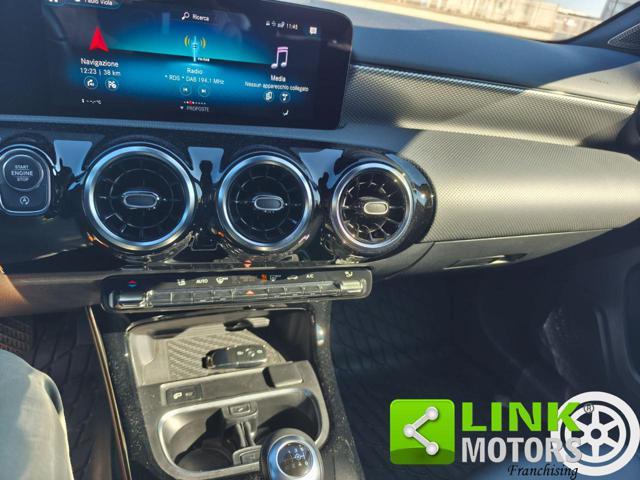 MERCEDES-BENZ A 160 Premium