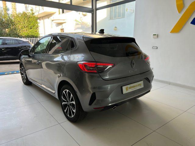 RENAULT Clio TCe 90 CV 5 porte Techno tua da e169,00 mensili