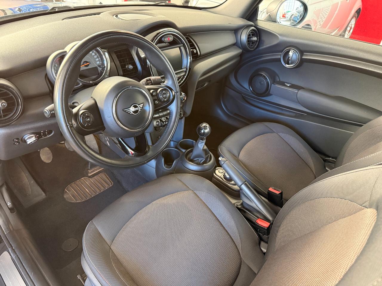 Mini One Cabrio 1.5 - SERVICE MINI