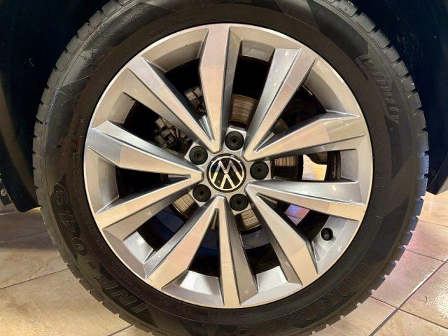 VOLKSWAGEN T-Roc 1.5 TSI ACT DSG UNICO PROP. - SERVICE CERTIFICATI
