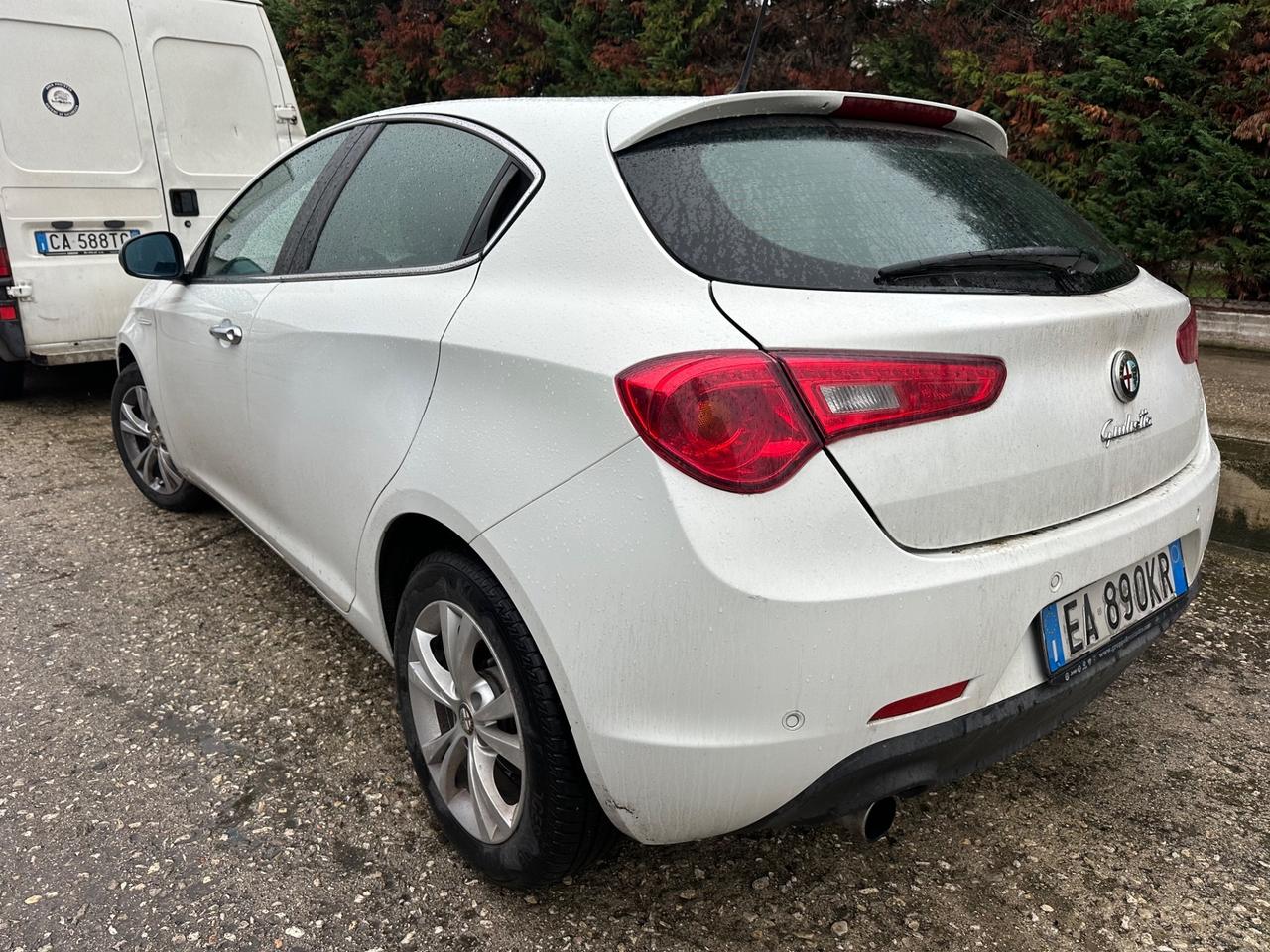 Alfa Romeo Giulietta 1.6 JTDm-2 105 CV 2010