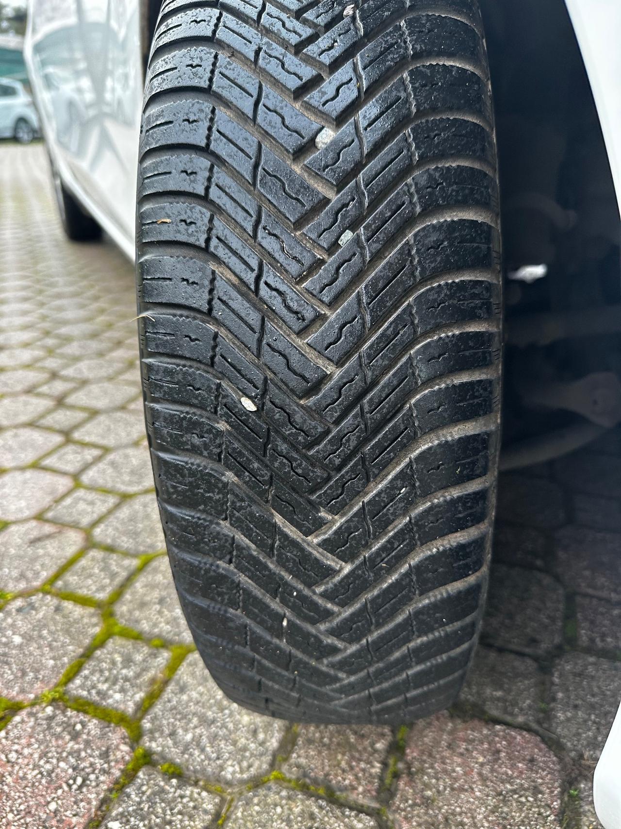 Toyota Yaris 1.4 D-4D 5 porte Lounge