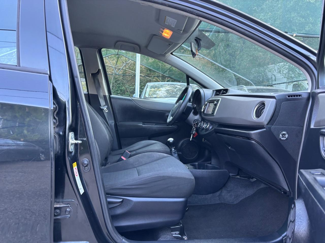Toyota Yaris 1.0 5 porte Lounge OK NEOPATENTATI