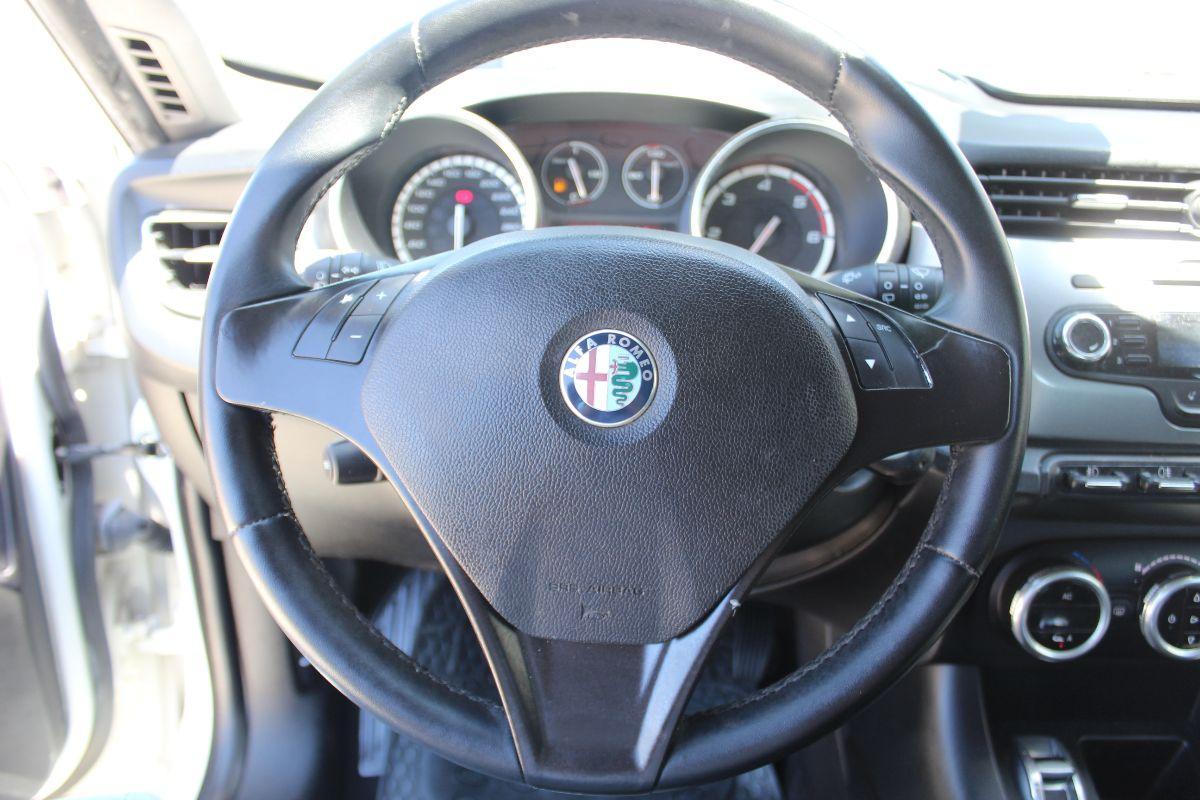 ALFA ROMEO - Giulietta - 2.0 JTDm-2 170 CV Distinctive