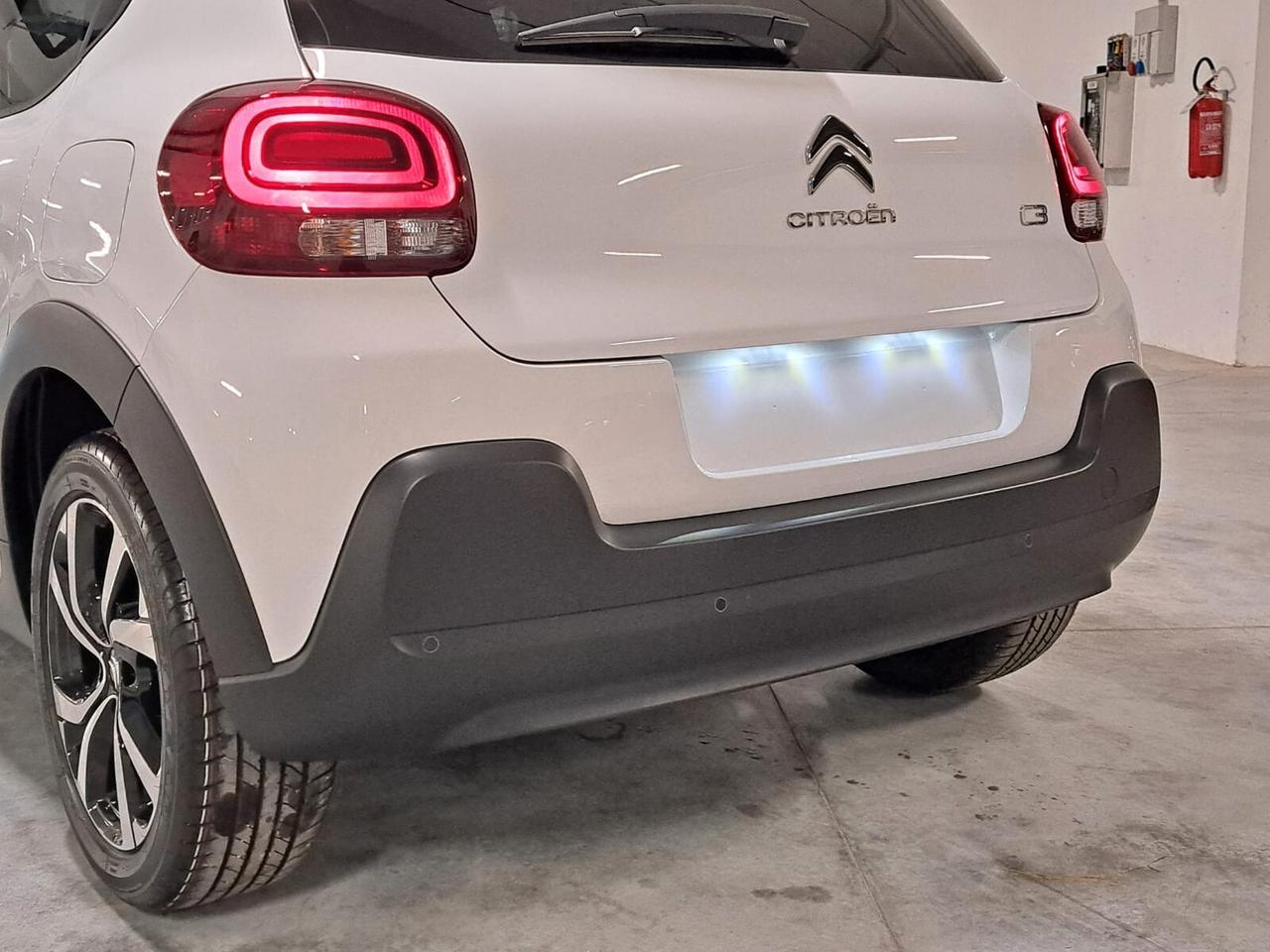 Citroen C3 1200 PureTech 83CV Max 5 Porte OK NEOPATENTATI