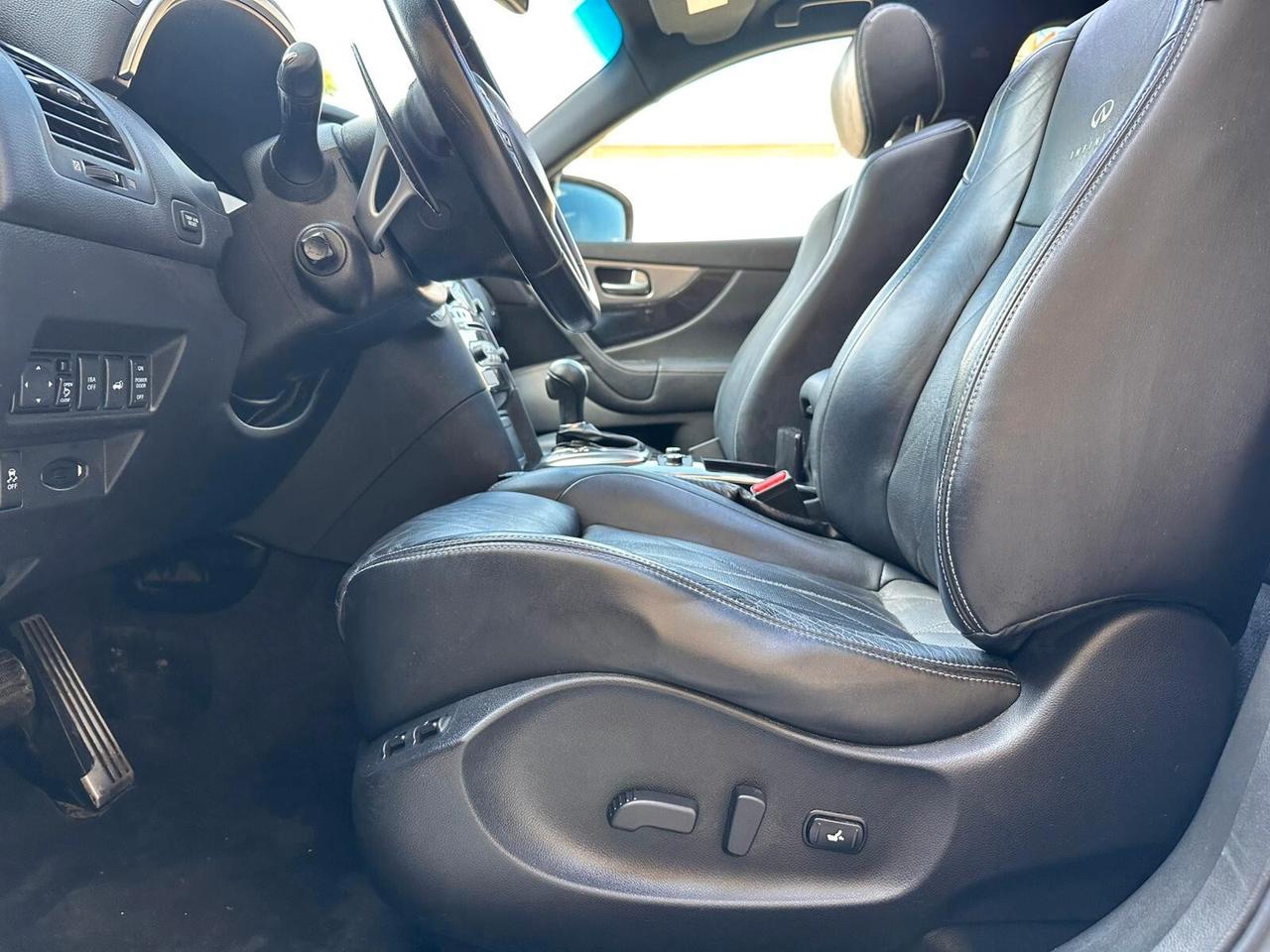 Infiniti FX FX30d S Premium