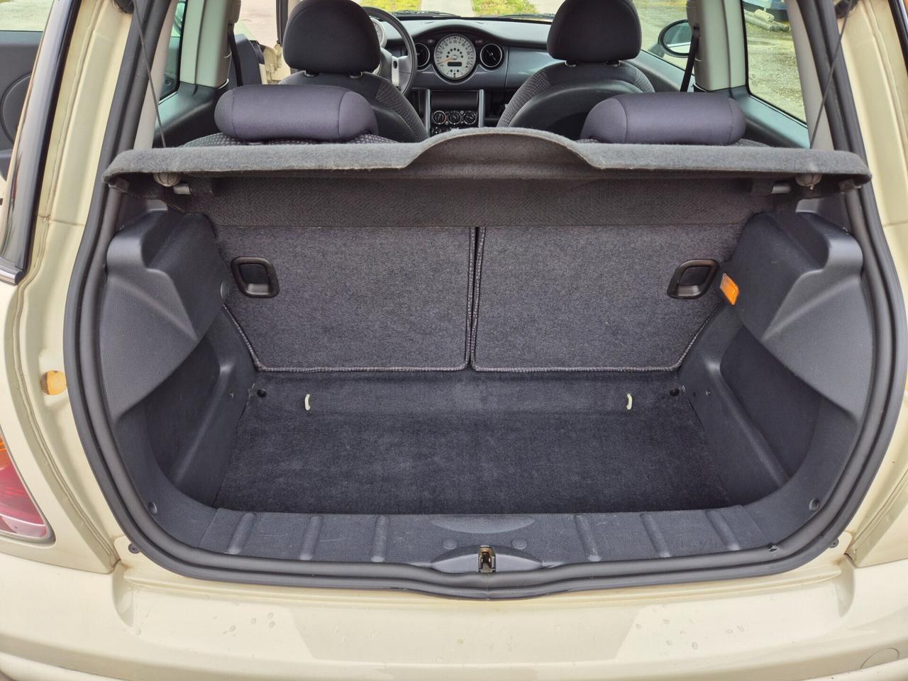 Mini 1.6 16V One de luxe