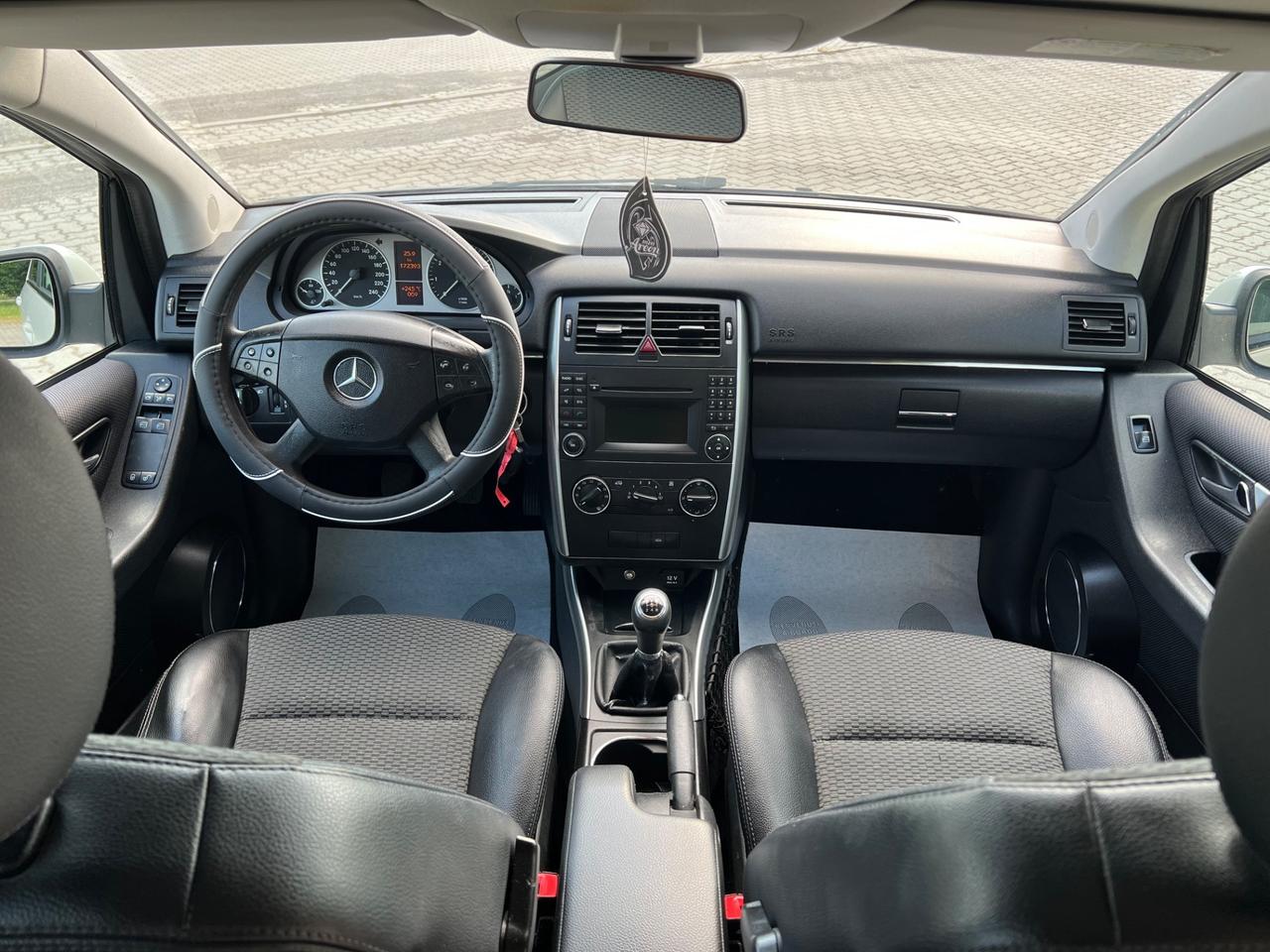 Mercedes-benz B 180 B 180 BlueEFFICIENCY Sport