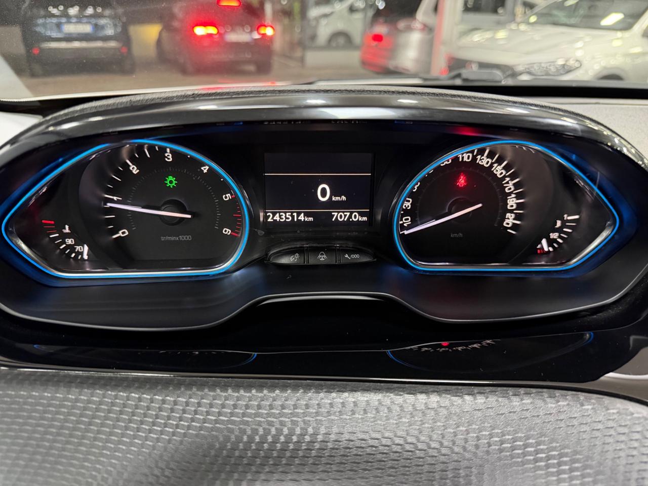Peugeot 2008 BlueHDi 100 S&S Allure 2020