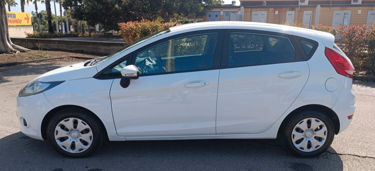 Ford Fiesta Fiesta+ 1.4 TDCi 68CV 5 porte