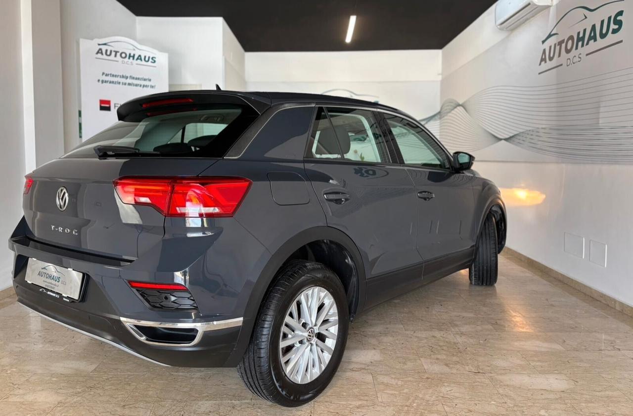 Volkswagen T-Roc 1.6 TDI Business NAVIGATORE-APP CARPLAY