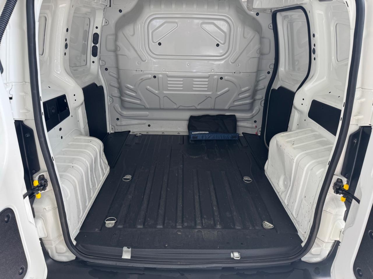 Fiat Fiorino 1.3 MJT 95CV Cargo SX