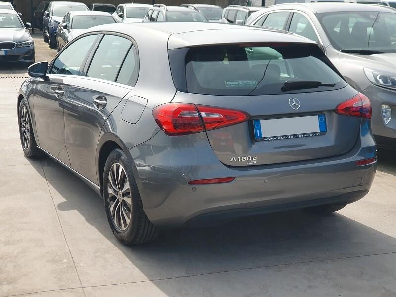 MERCEDES-Benz Classe A 180d 116CV S&S NAV PARK CAM