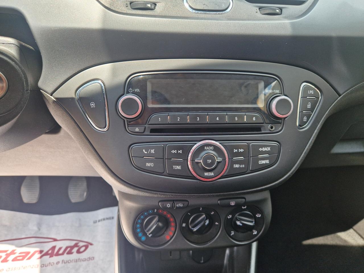 Opel Corsa 1.4 90CV GPL Tech 5 porte Cosmo