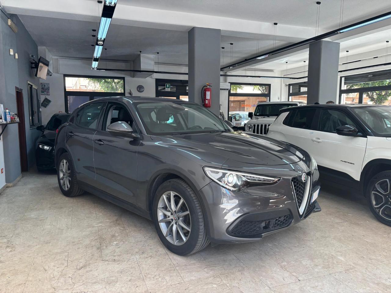 Alfa Romeo Stelvio 2.2 Turbodiesel 190 CV AT8 Q4 Super