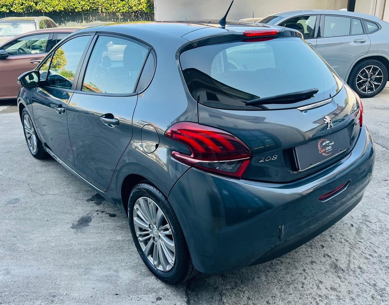 Peugeot 208 PureTech 82 5 porte Allure