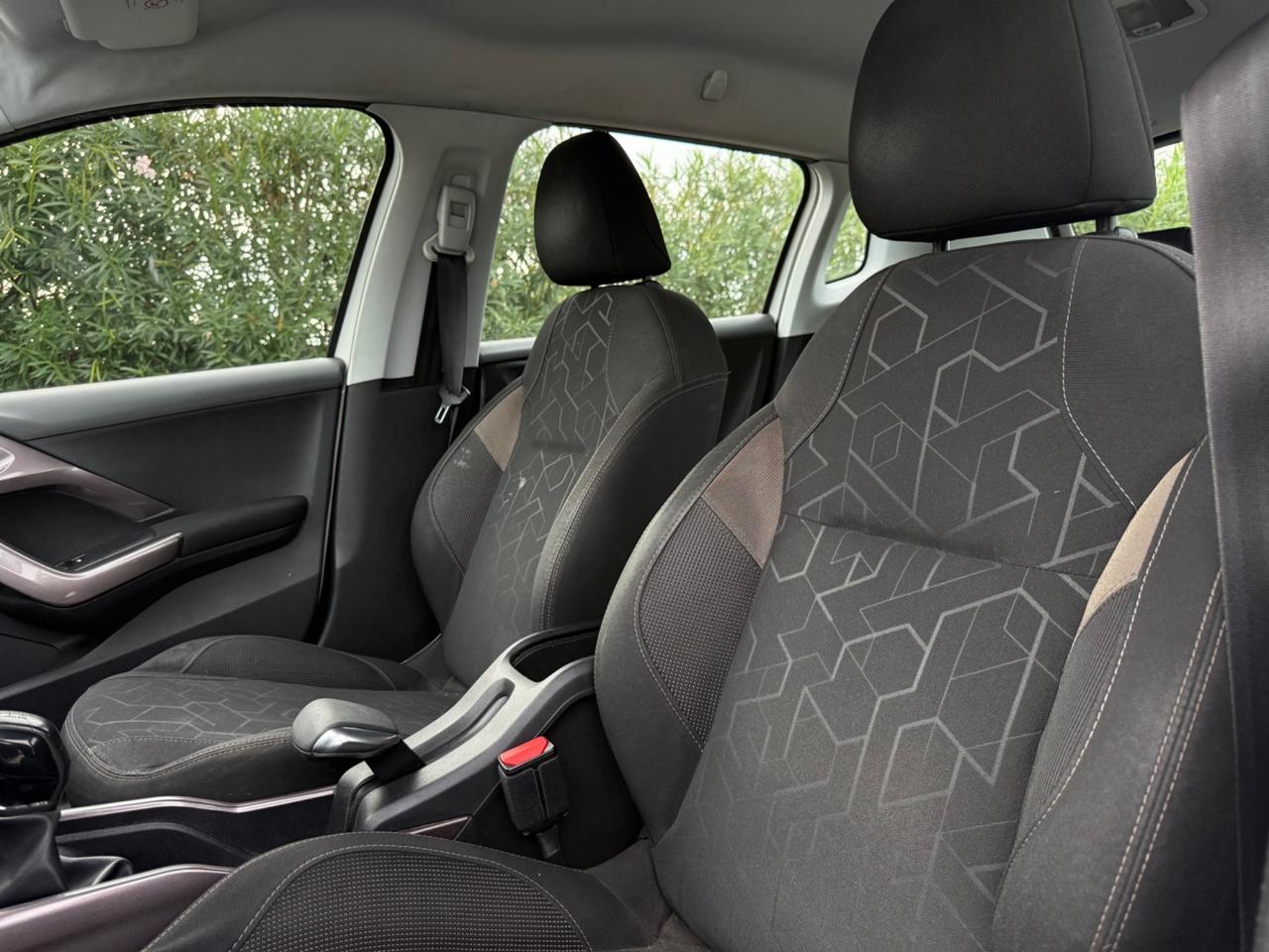 Peugeot 2008 1.4 Diesel 12 Mesi Di Garanzia FULL