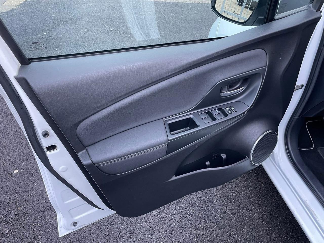 Toyota Yaris 1.4 D-4D 5 porte Lounge