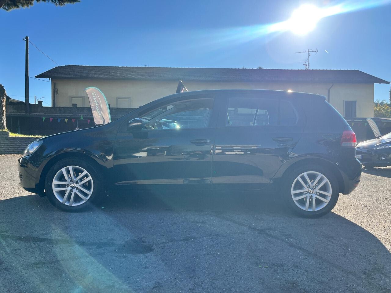 Volkswagen Golf 1.6 TDI DPF 5p. United