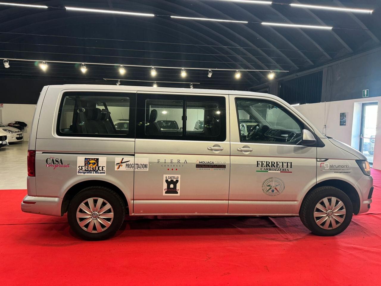 VOLKSWAGEN CARAVELLE KOMBI 9 POSTI