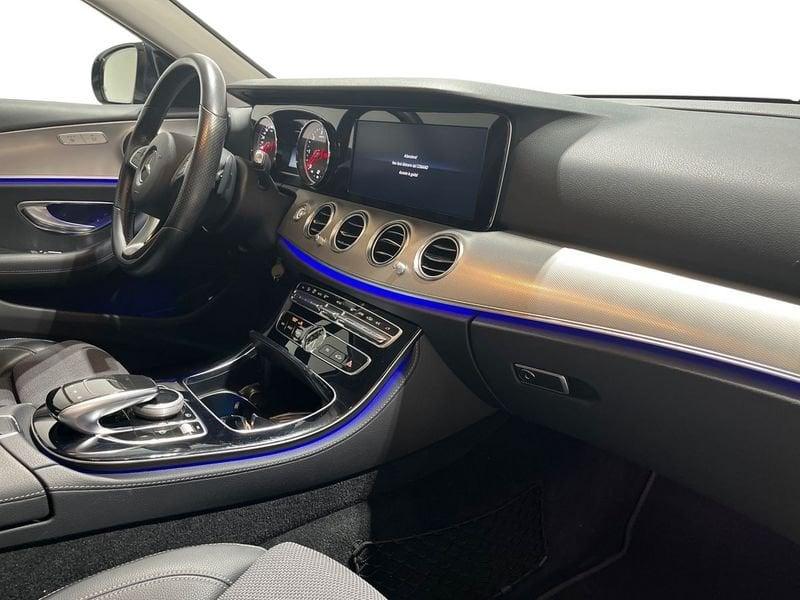 Mercedes-Benz Classe E E 220d 4Matic Auto Business Sport