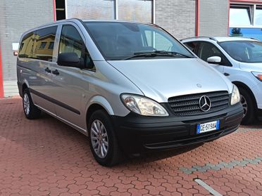 Mercedes Vito 111 cdi compact 8 sedili e gancio traino