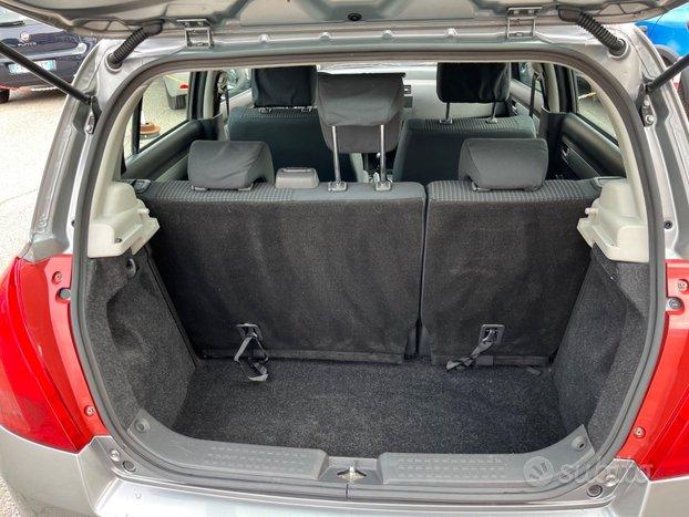 Suzuki Swift 1.3 5porte