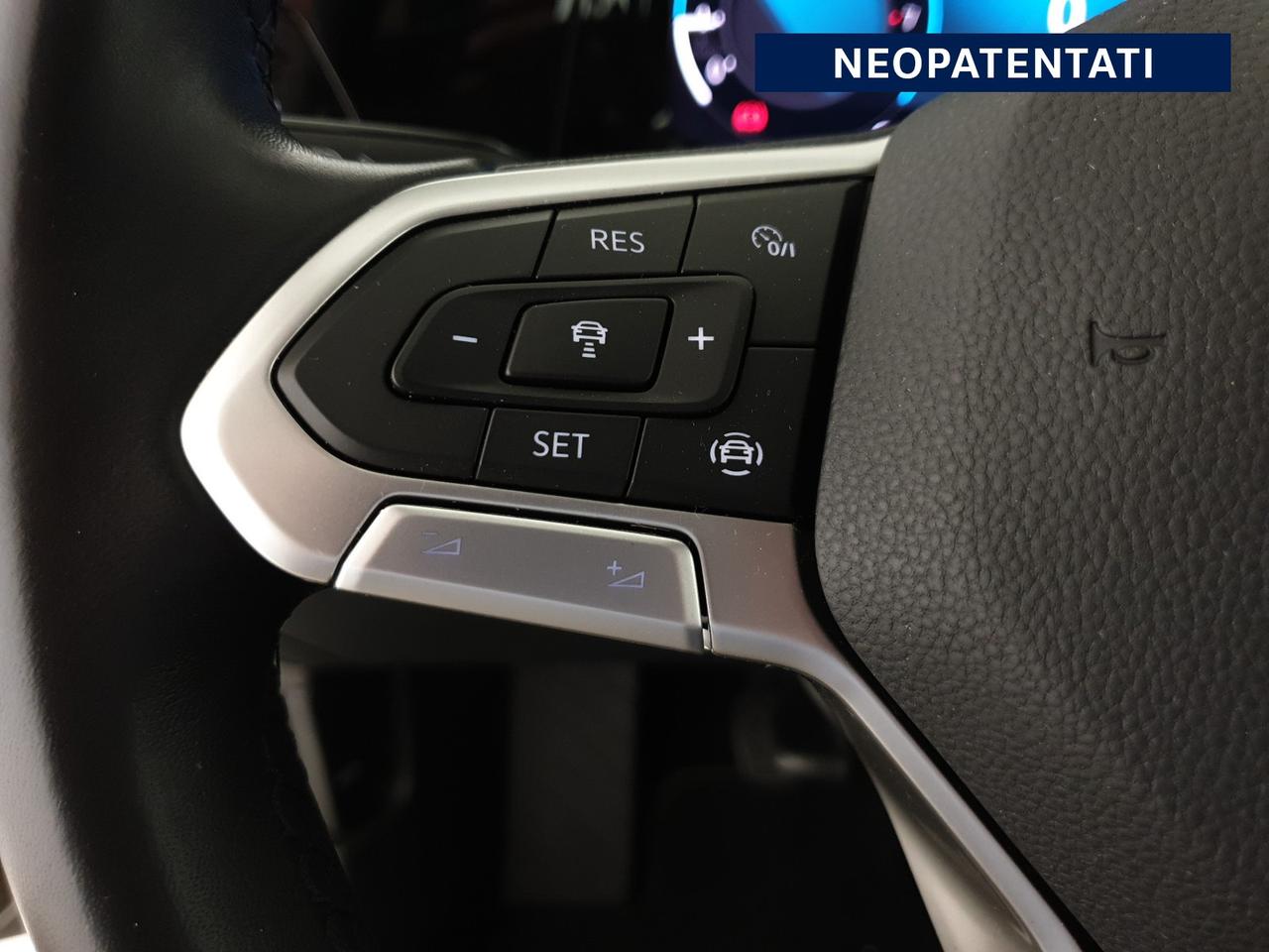 Volkswagen Golf 1.0 tsi evo life 110cv