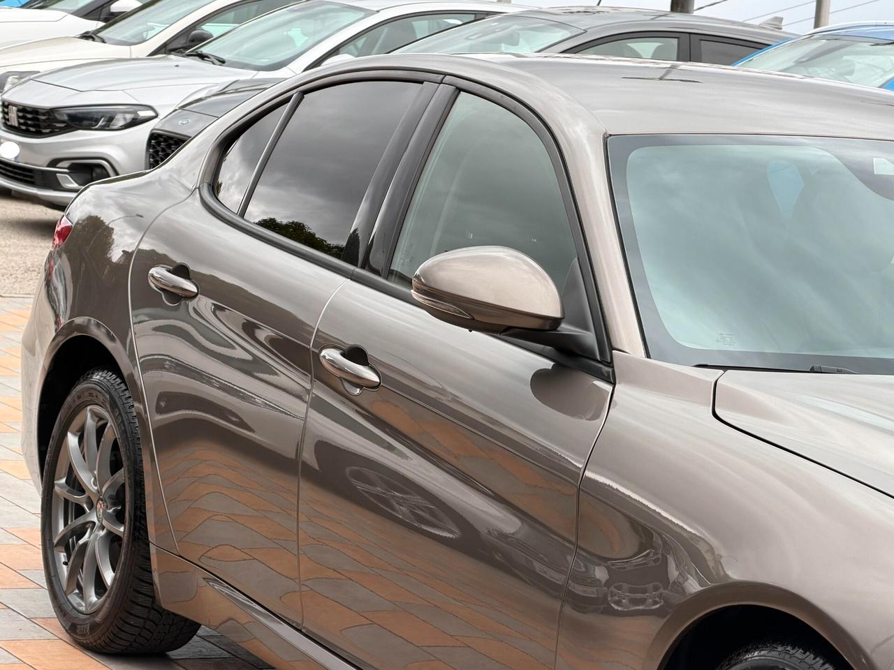 Alfa Romeo Giulia 2.2 TURBODIESL 180 cv. SUPER (Nav)