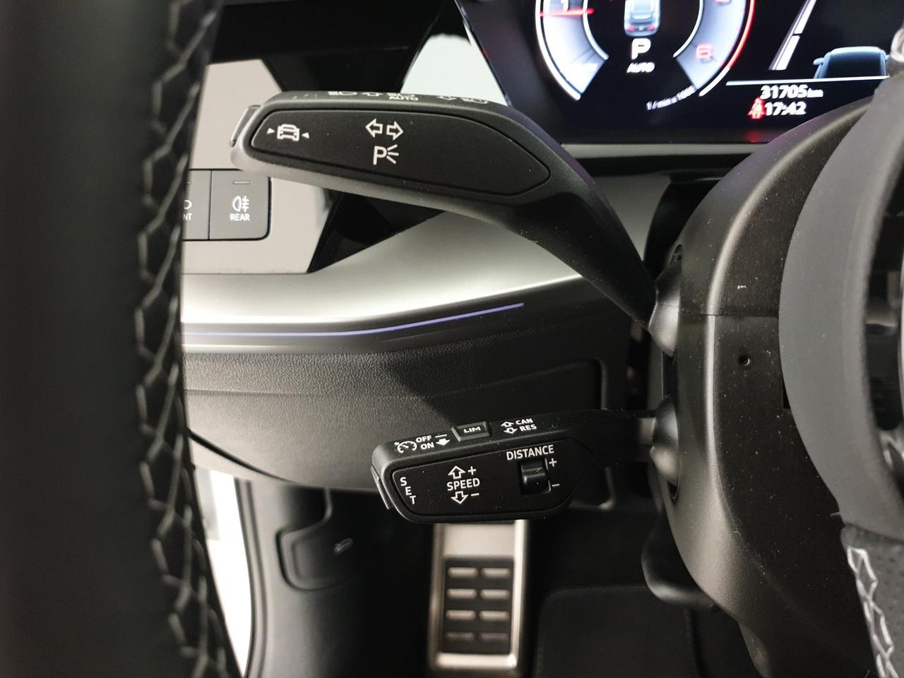 Sportback 30TDI 116CV S tronic Business Advanced