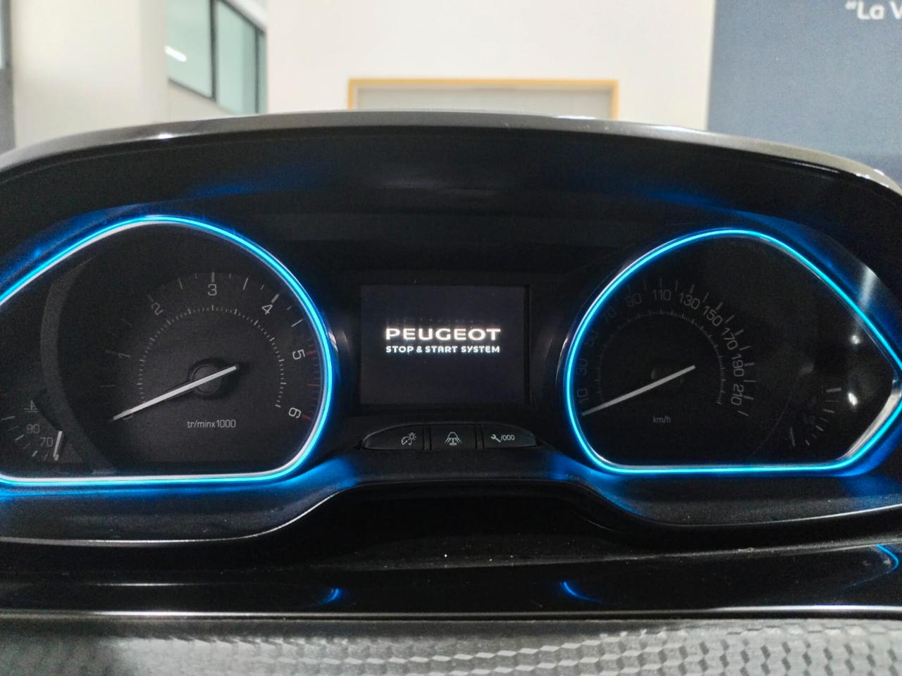 Peugeot 2008 BlueHDi 100 S&S Allure